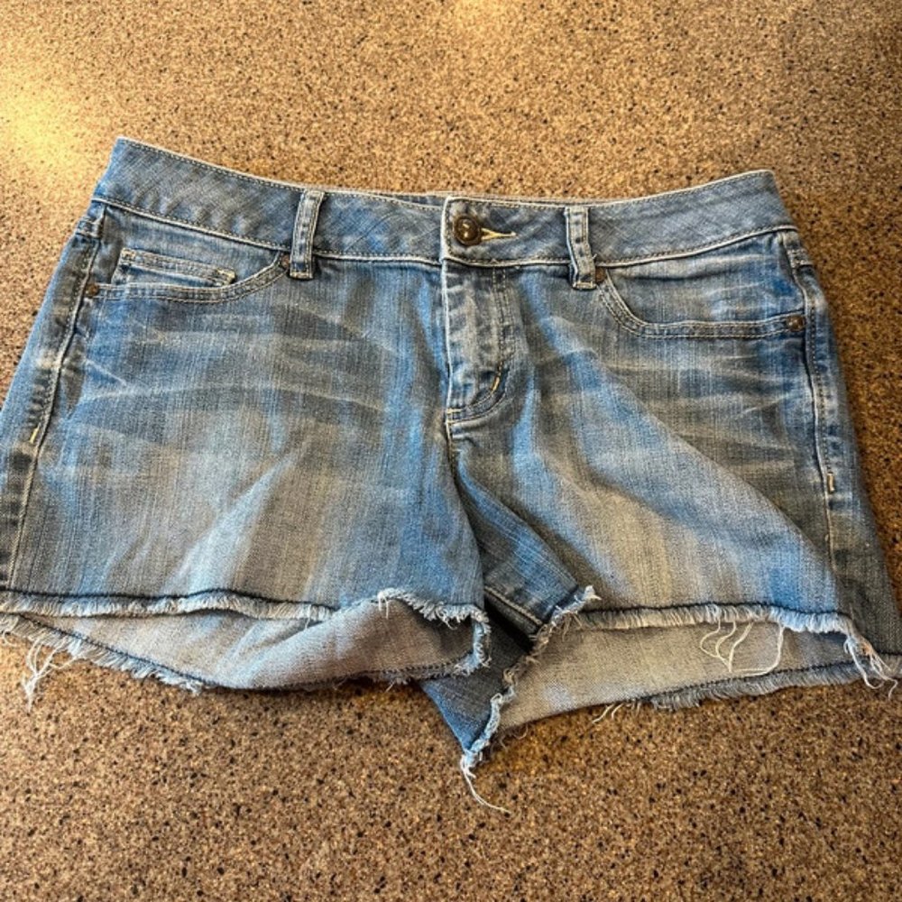 Women’s size 8 Jean shorts